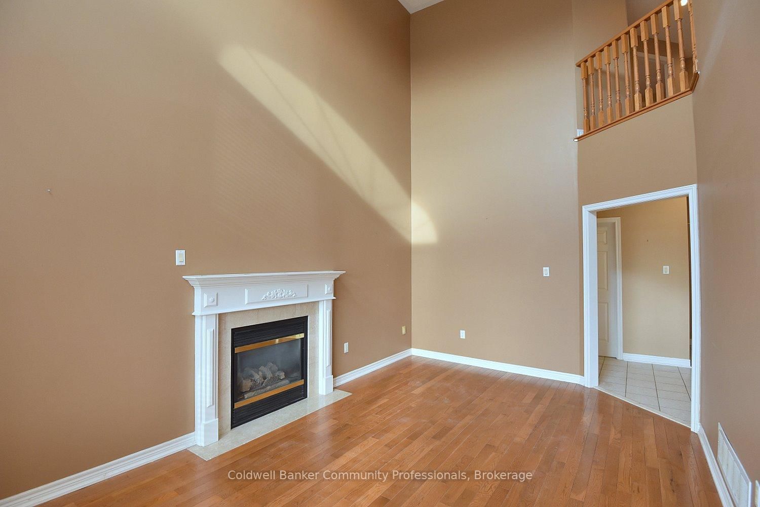 Detached House sold at 50 Winegarden Trail, Hamilton, Ontario, L9H 7M2 - Dundas - MLS: X13458024
