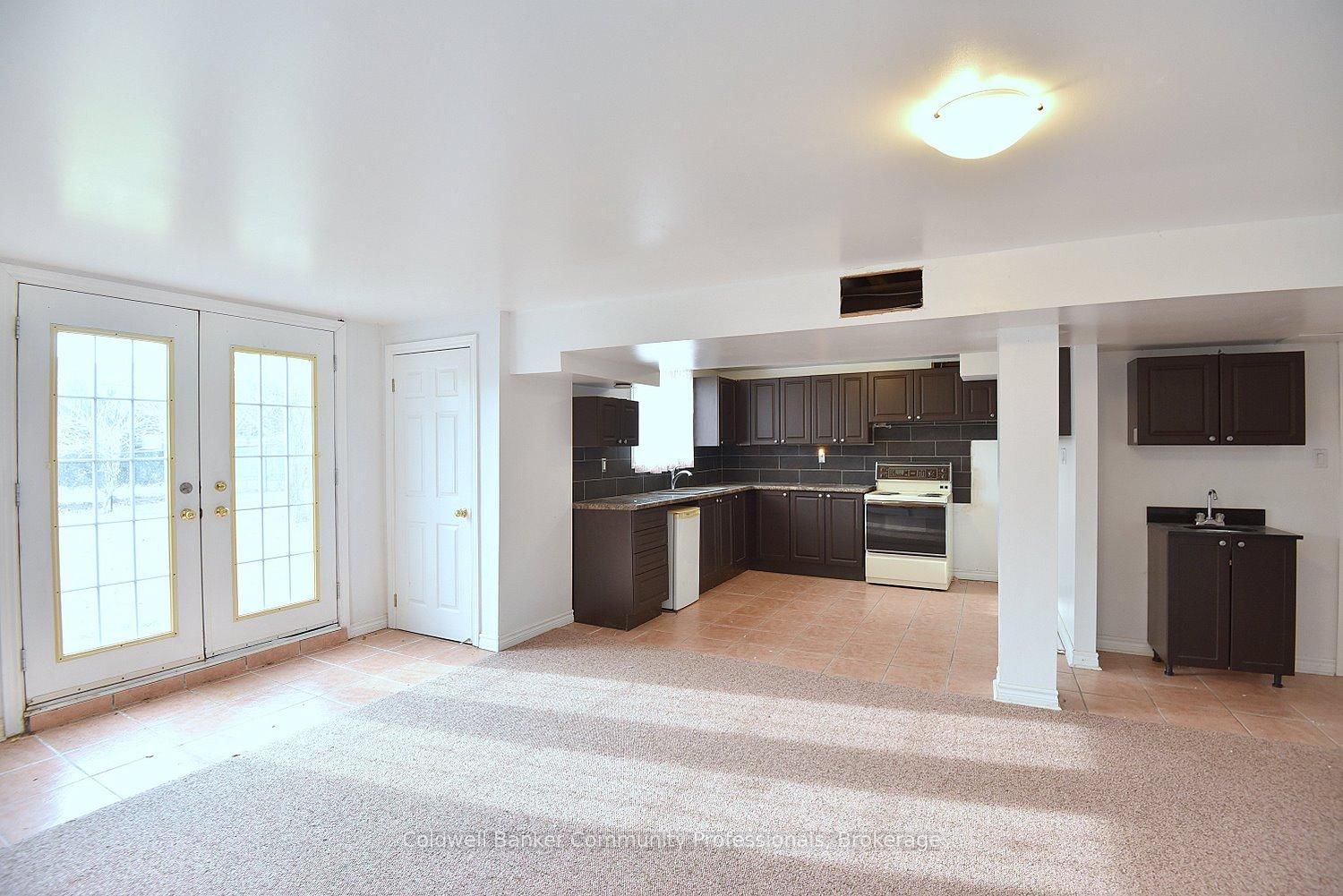 Detached House sold at 50 Winegarden Trail, Hamilton, Ontario, L9H 7M2 - Dundas - MLS: X13458024