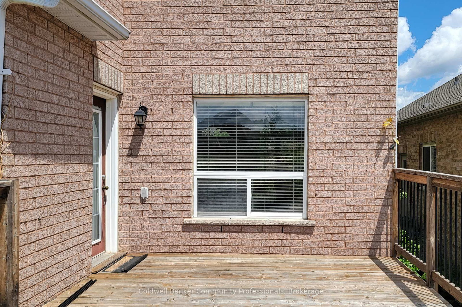 Detached House sold at 50 Winegarden Trail, Hamilton, Ontario, L9H 7M2 - Dundas - MLS: X13458024