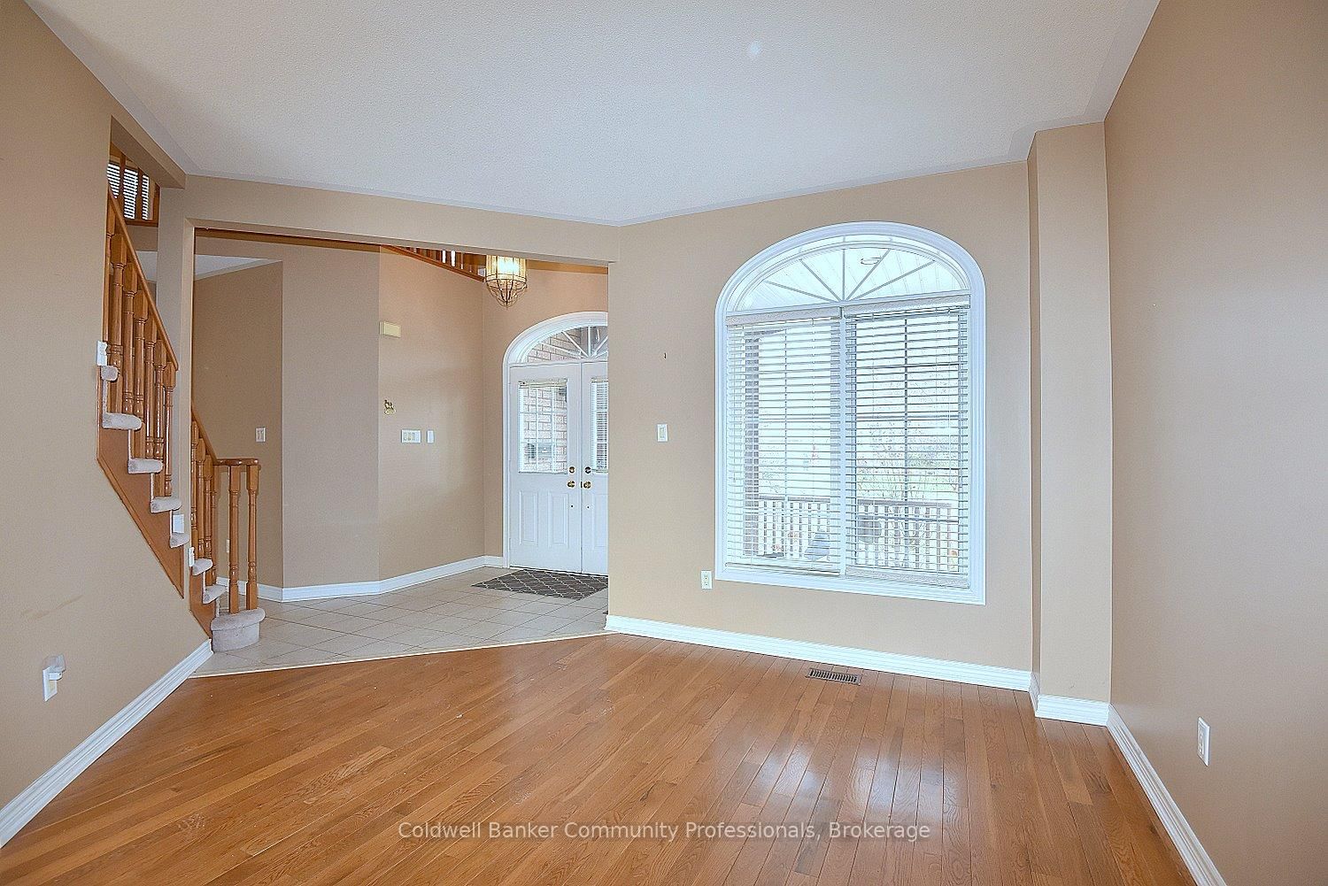 Detached House sold at 50 Winegarden Trail, Hamilton, Ontario, L9H 7M2 - Dundas - MLS: X13458024