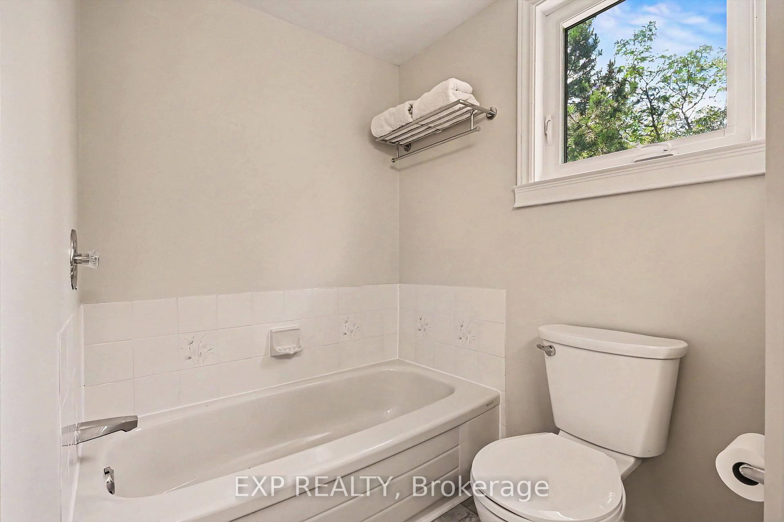 1856 Summerfields Crescent • Ottawa, ON photo 14