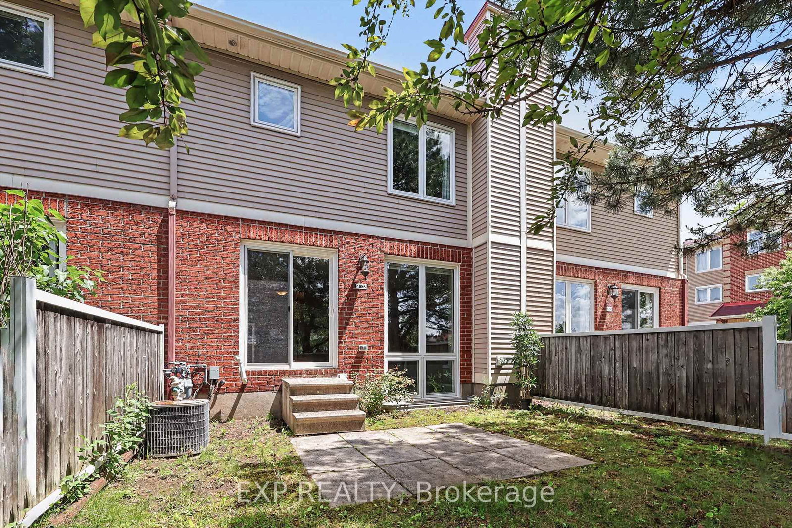1856 Summerfields Crescent • Ottawa, ON photo 20