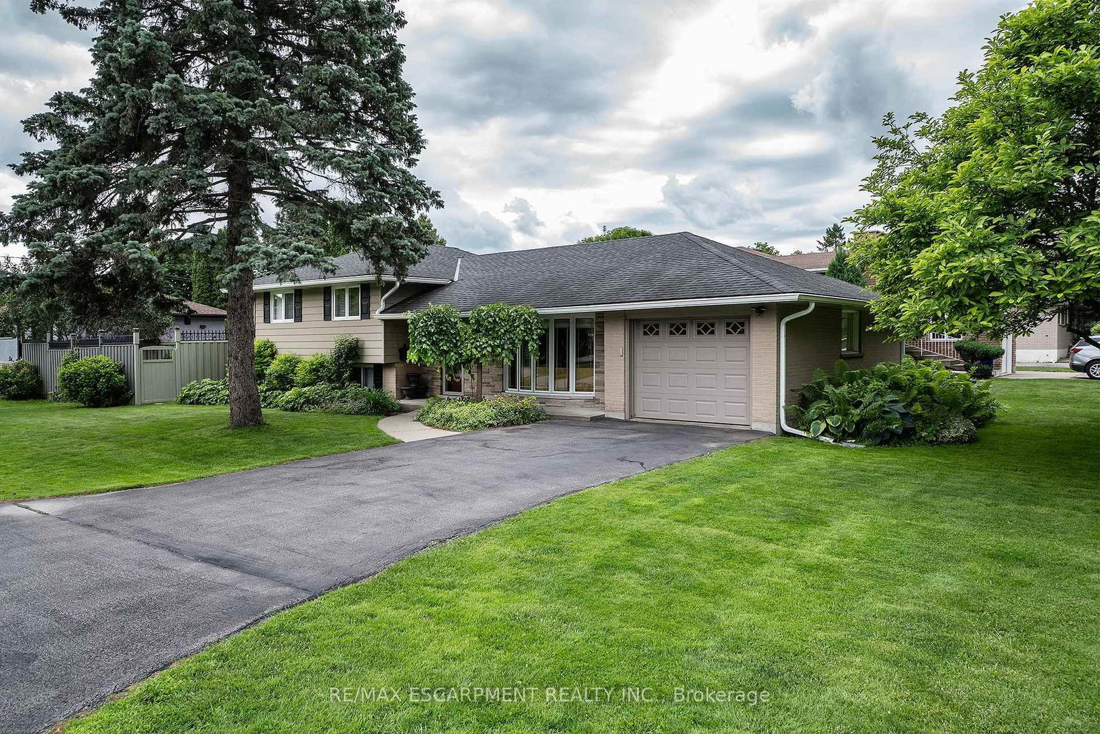 170 Seminole Road, Hamilton, ON