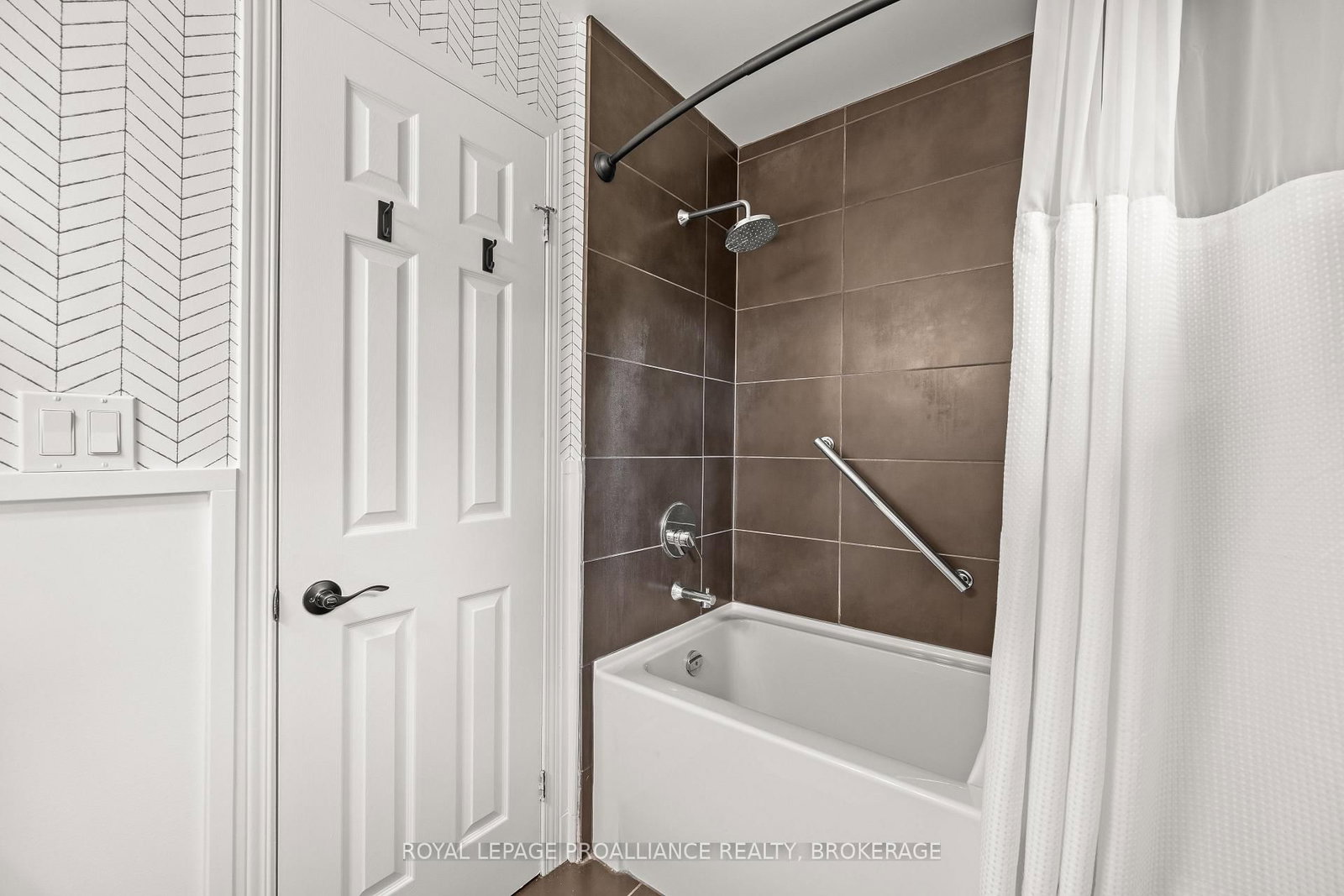 22 Heritage Drive • Bath, ON photo 28