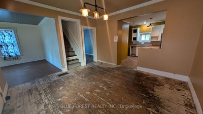 662 Frances Street • Woodstock, ON photo 8
