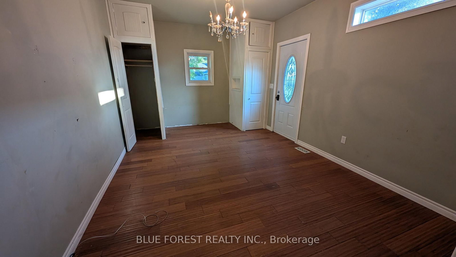 662 Frances Street • Woodstock, ON photo 9