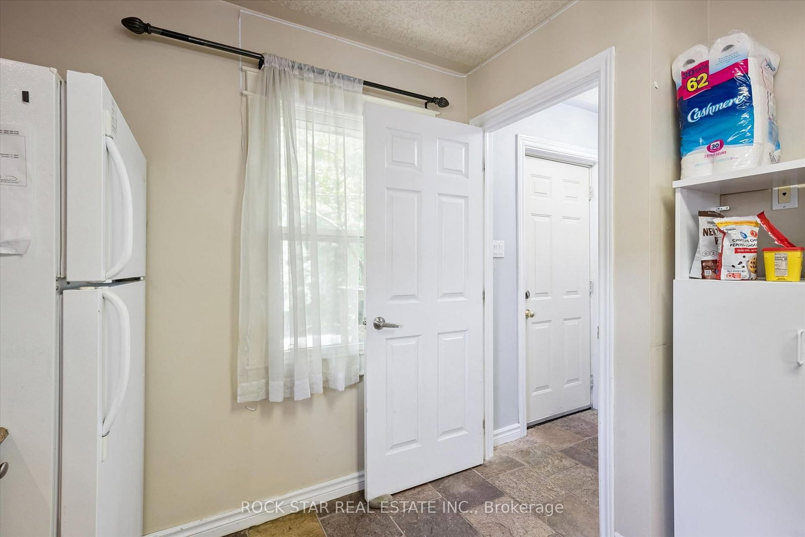16 BEAUCOURT Place • Hamilton, ON photo 7