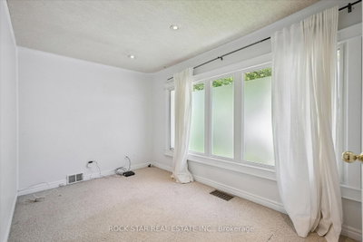 16 BEAUCOURT Place • Hamilton, ON photo 8