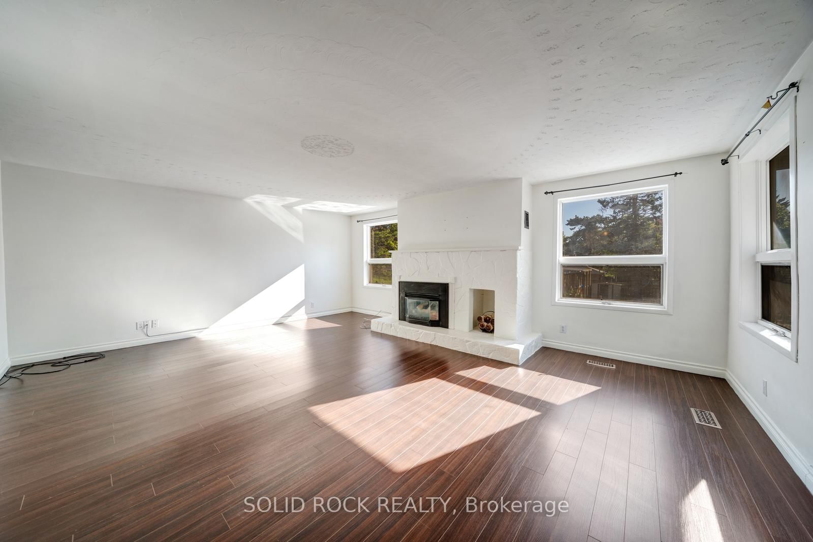 19 Coverdale Avenue • Cobourg, ON photo 17