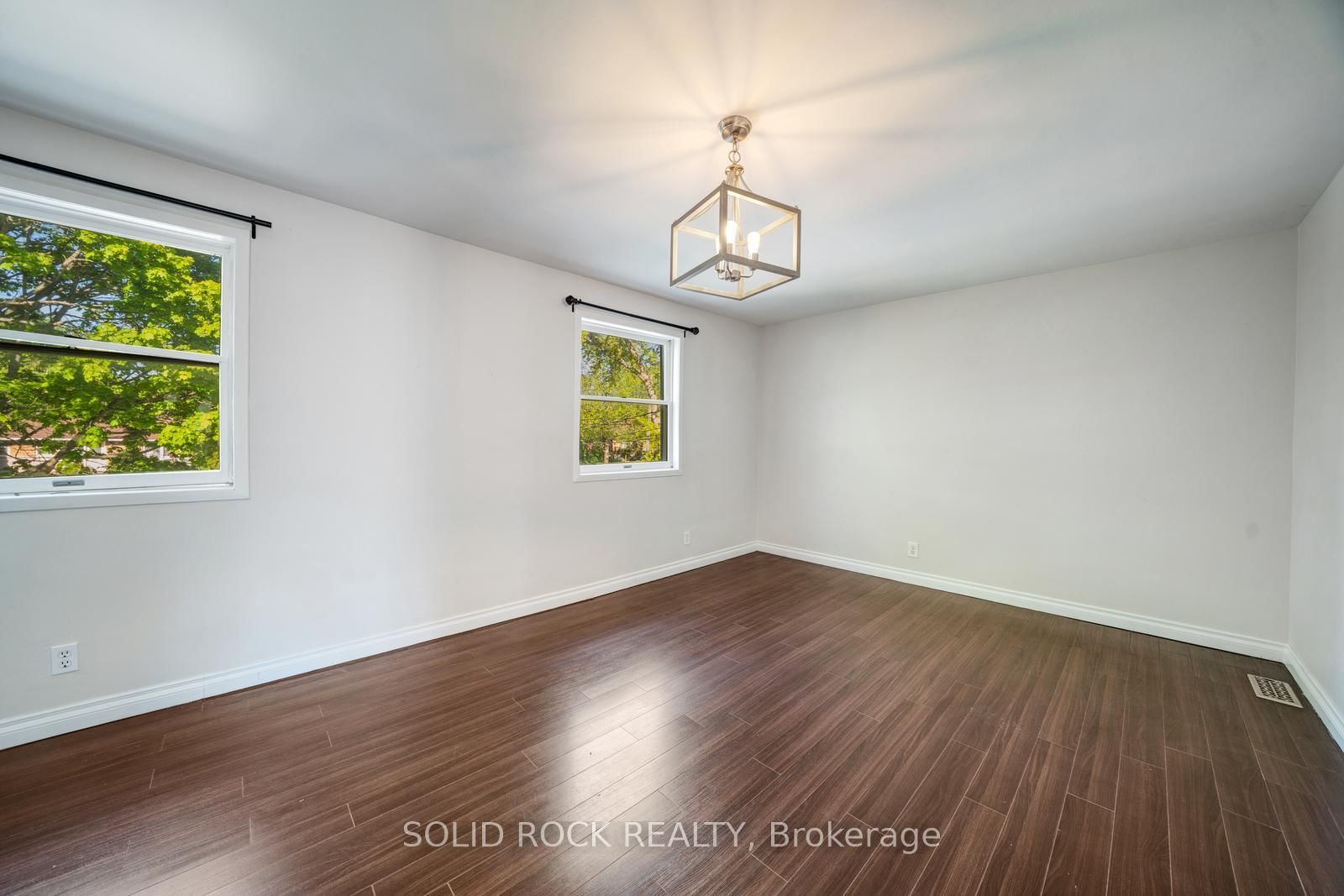 19 Coverdale Avenue • Cobourg, ON photo 21