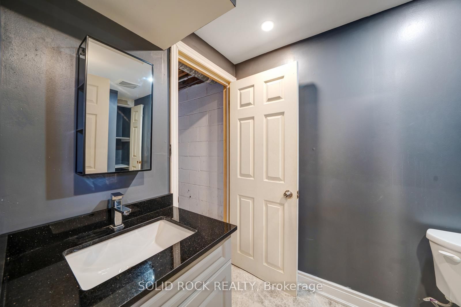 19 Coverdale Avenue • Cobourg, ON photo 28