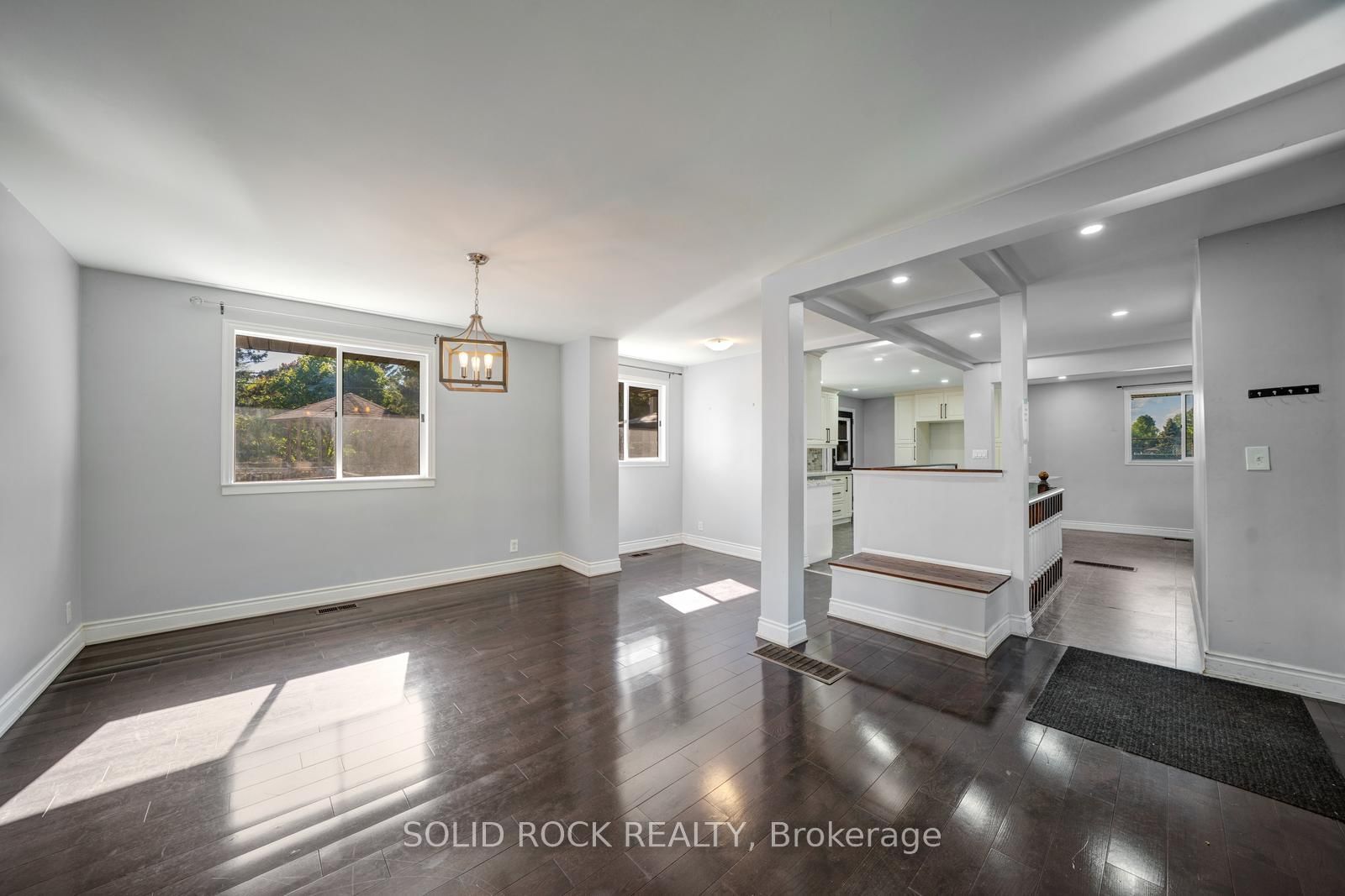 19 Coverdale Avenue • Cobourg, ON photo 5