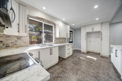 19 Coverdale Avenue • Cobourg, ON photo 8
