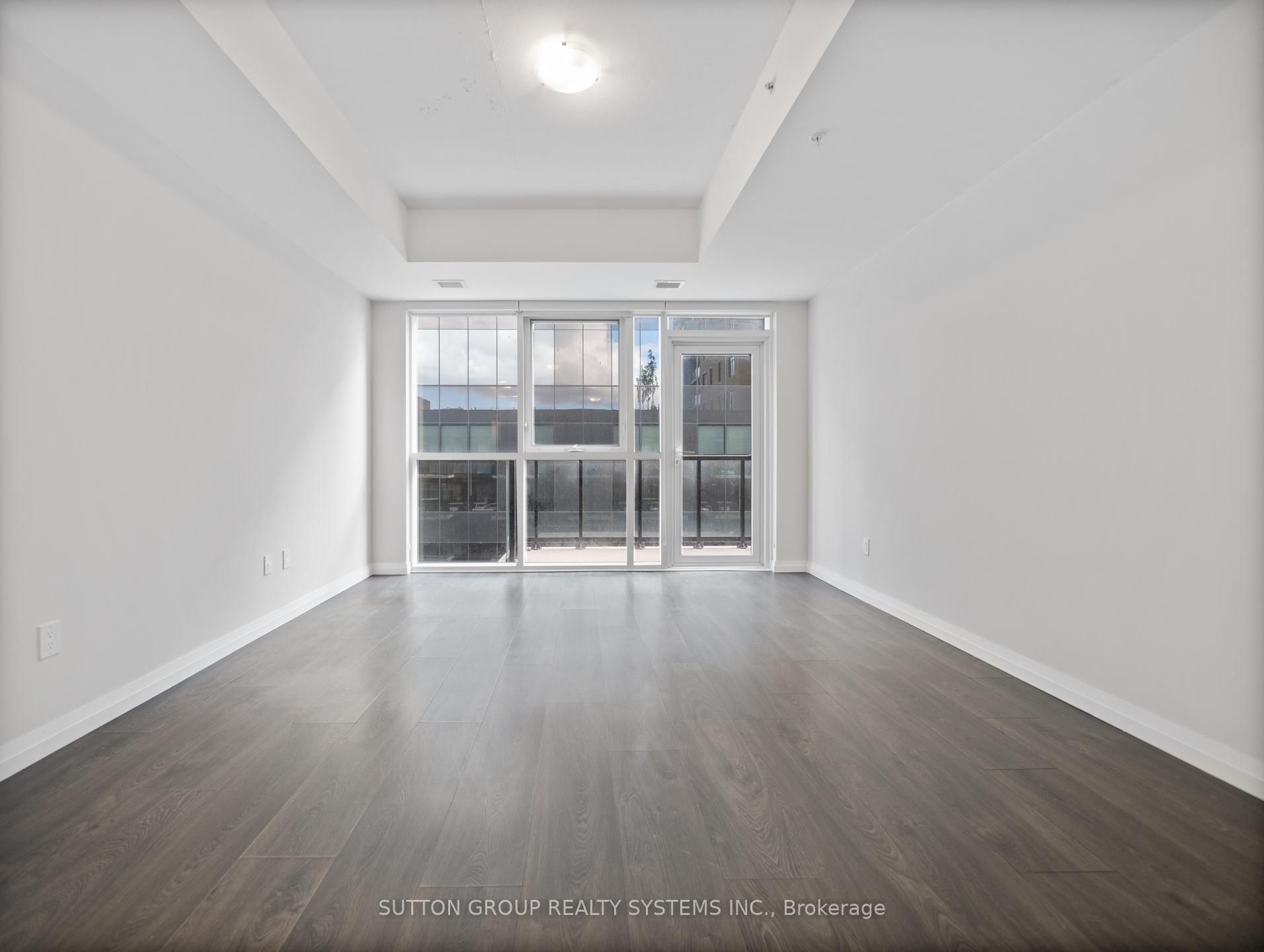 108 Garment Street, Unit 404