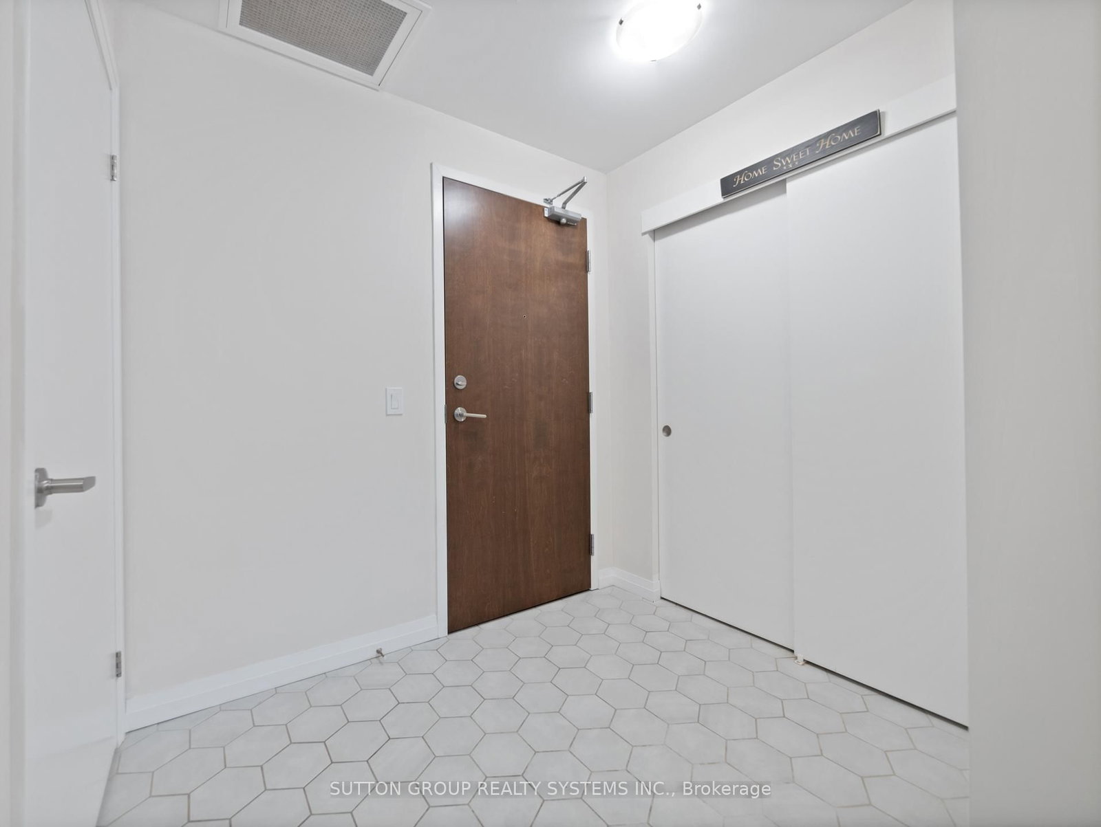 108 Garment Street • #404 • Kitchener, ON photo 8