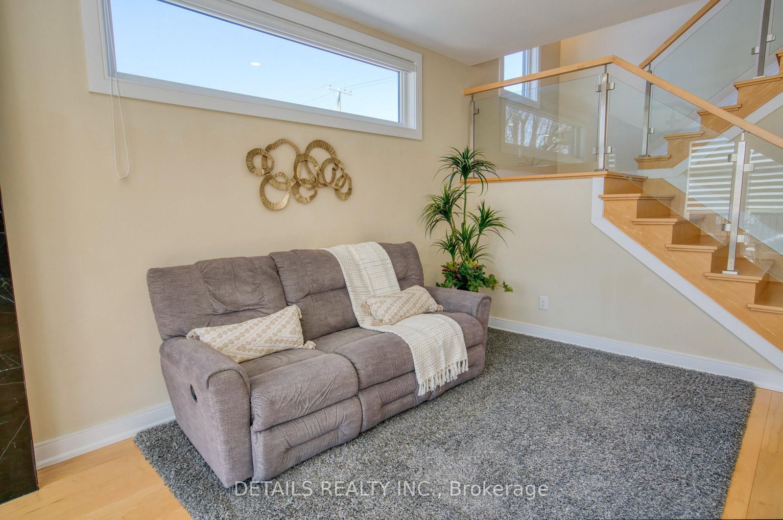 992 Baseline Road E • Ottawa, ON photo 16