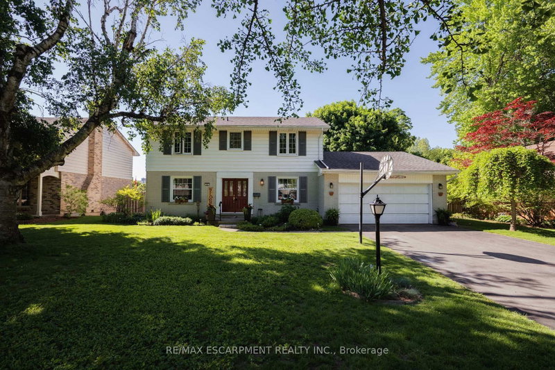 home for sale on 50 Queen Mary Crescent