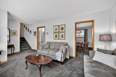 733 Stewart Boulevard • Brockville, ON photo 5