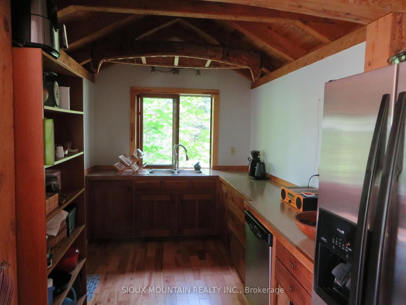169 Voyageur's North Road