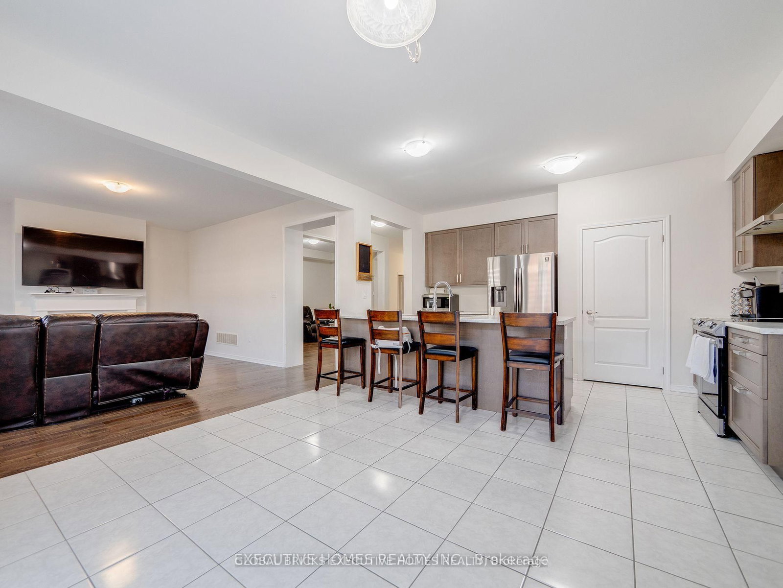 26 Lillian Way • Haldimand, ON photo 16