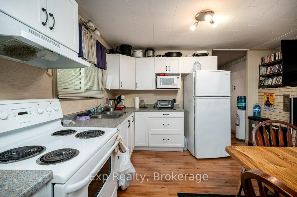 40 Twin Shore Lane • Limoges, ON photo 7