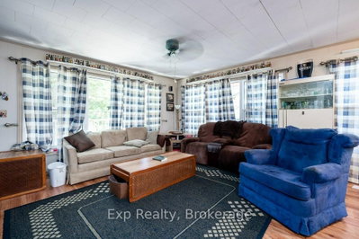 40 Twin Shore Lane • Limoges, ON photo 9