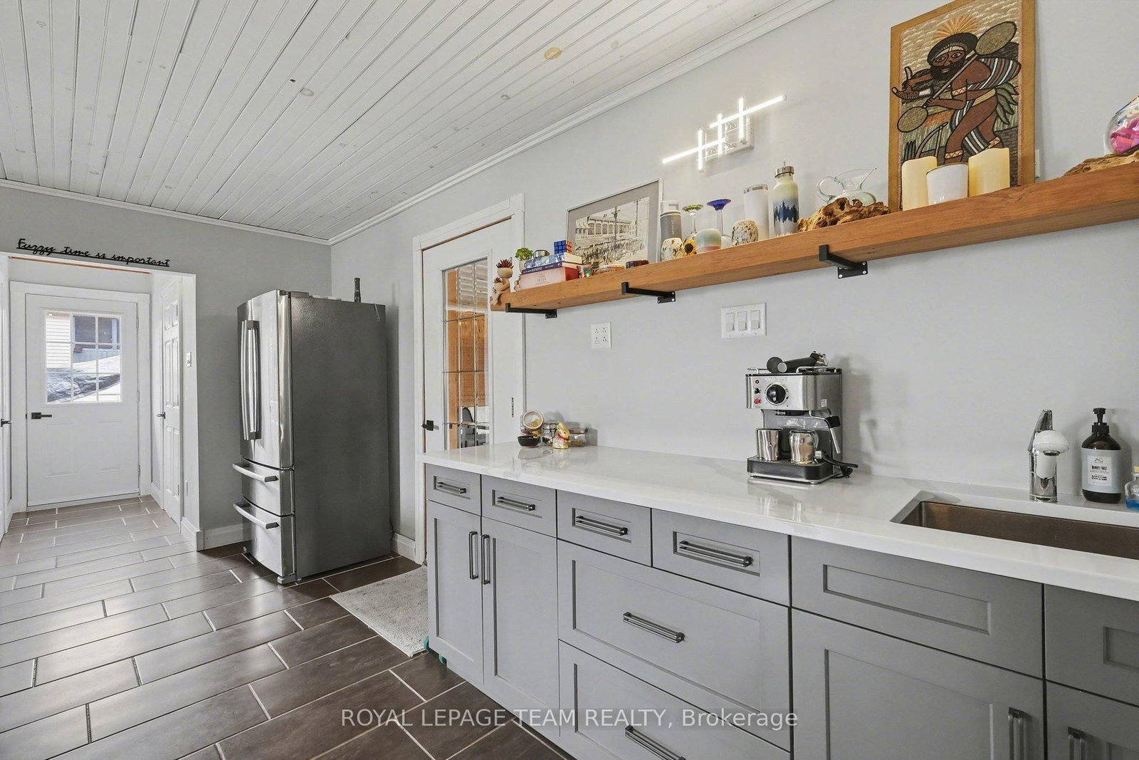 3041 Bridge Street • North Dundas, ON photo 17