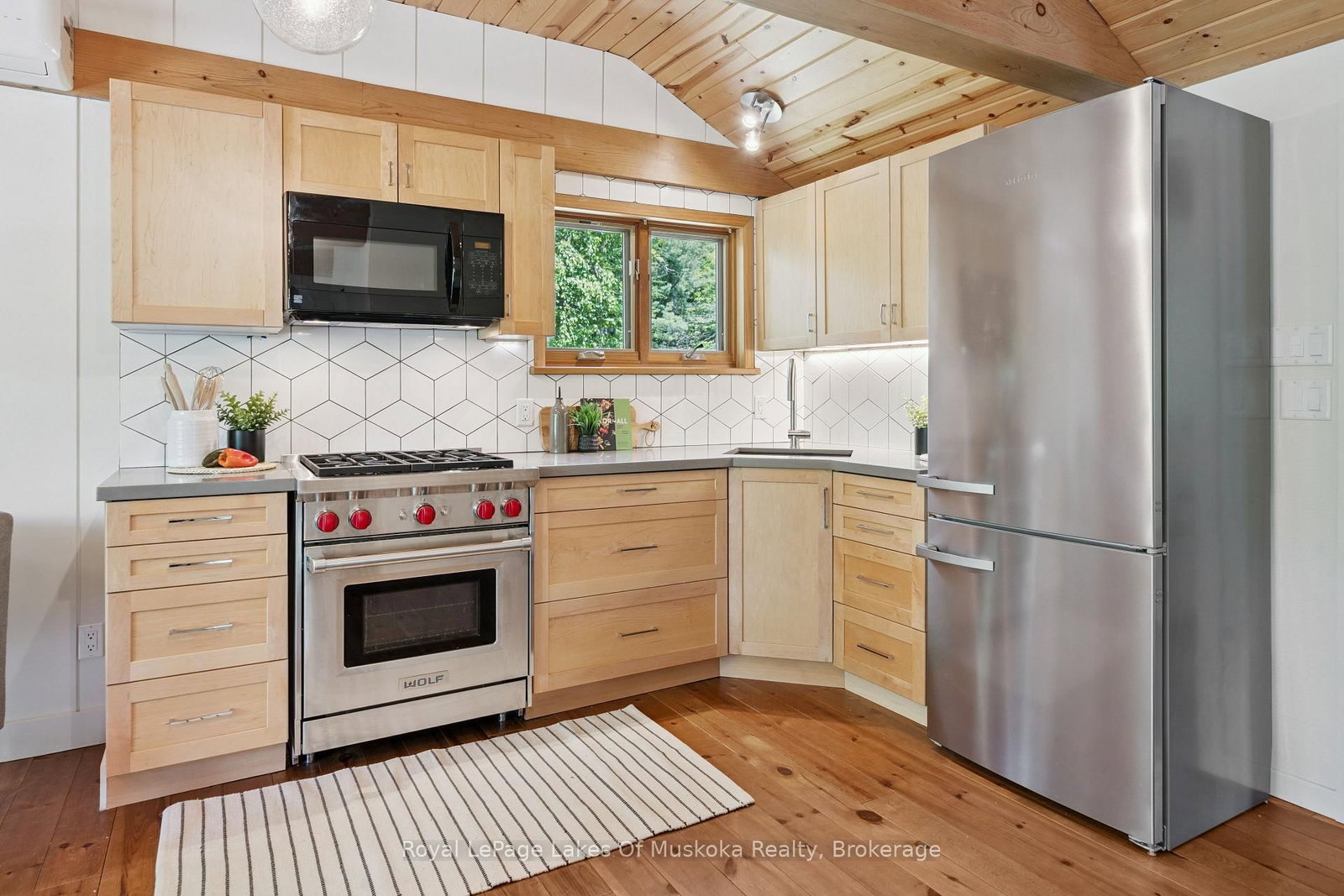 1016 Swift Lane • Algonquin Highlands, ON photo 11