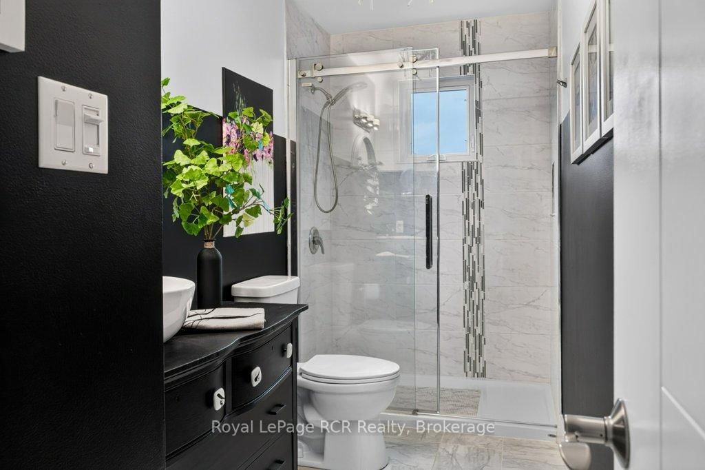 137 383 McNabb Street • Saugeen Shores, ON photo 31