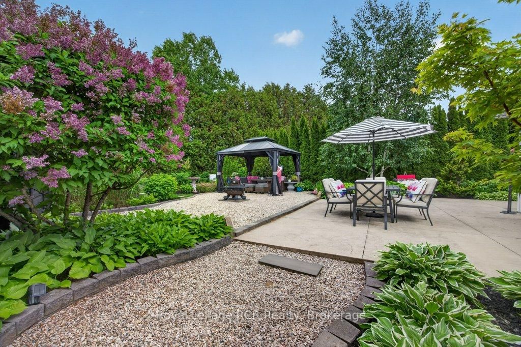 137 383 McNabb Street • Saugeen Shores, ON photo 43