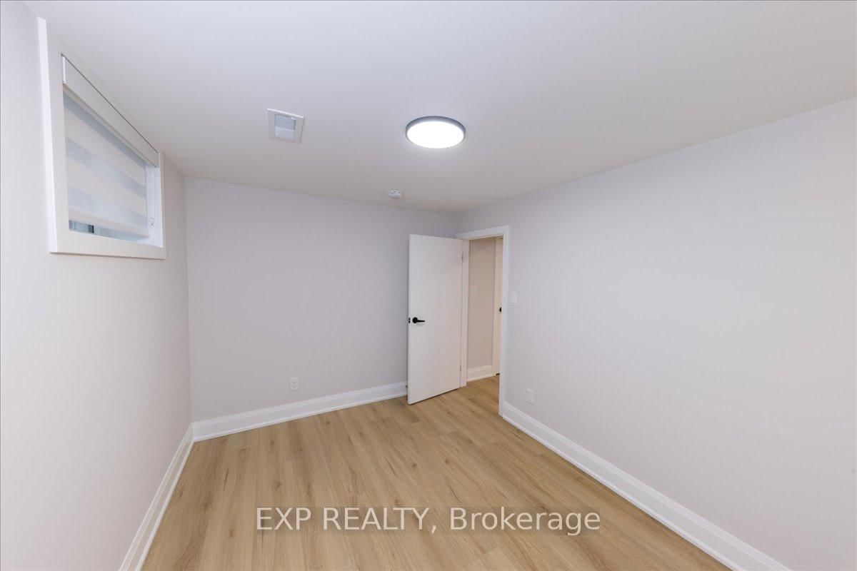 149 Ivon Avenue • Hamilton, ON photo 39