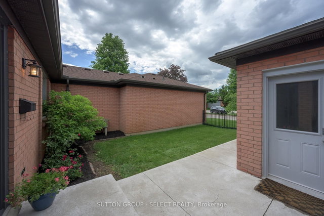 24 - 65 Fiddlers Green Road