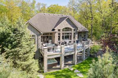 10445 Pinetree Drive — photo 2
