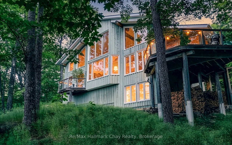 1497 Fox Point Road
