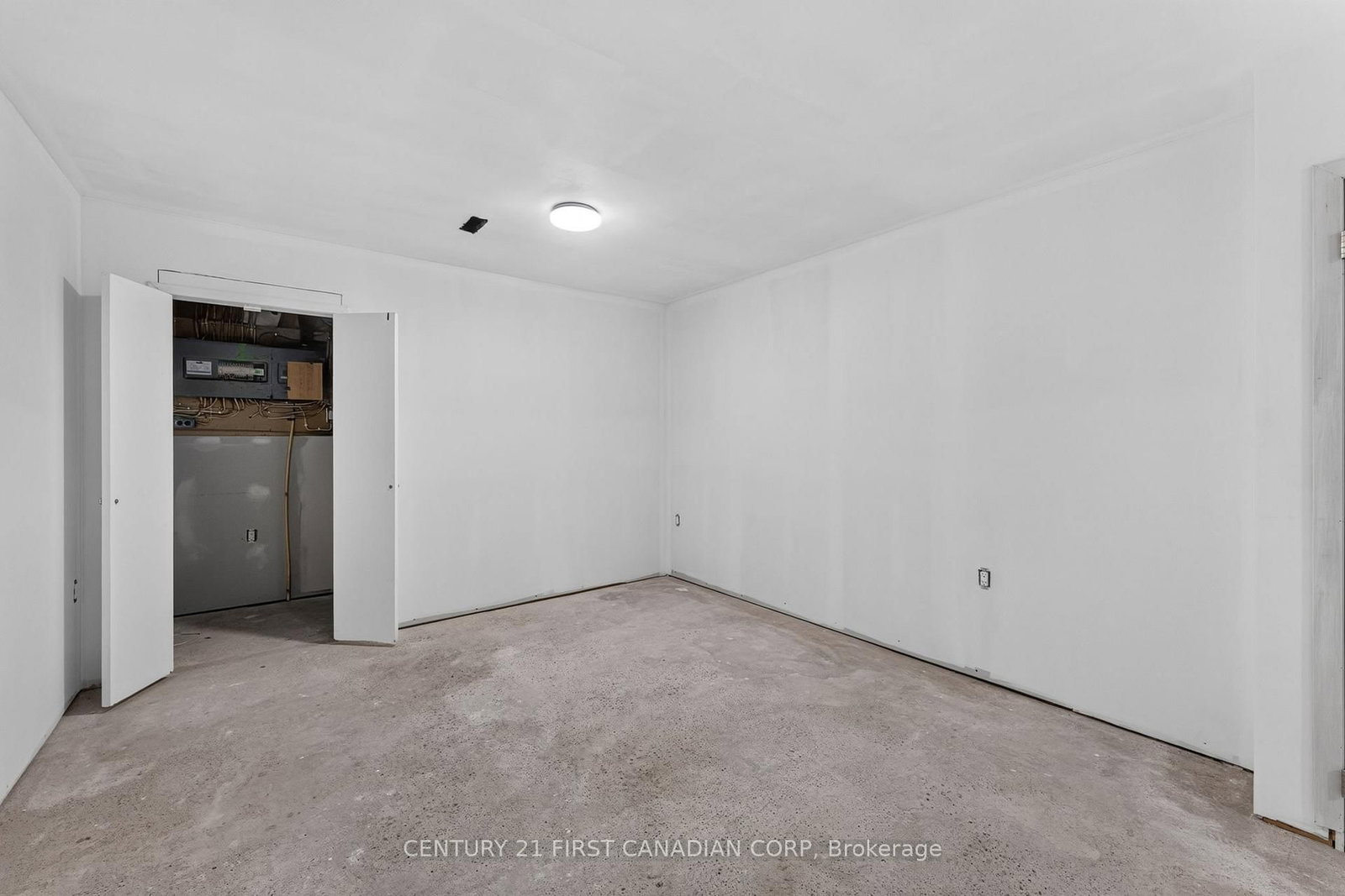 33943 Sunnyridge Road • Bluewater, ON photo 20