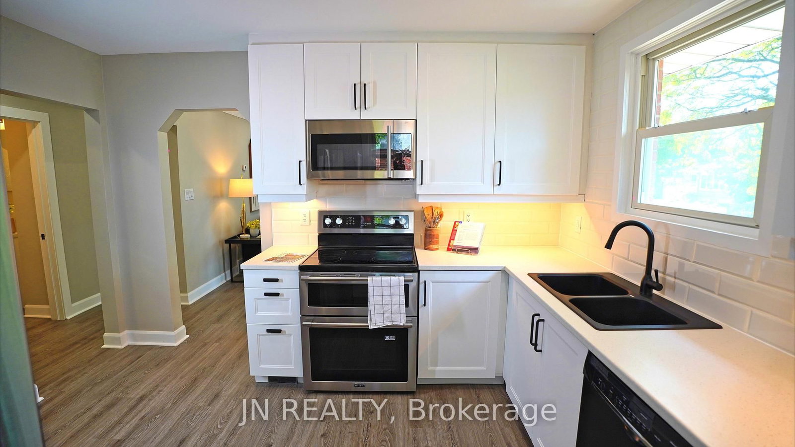 1100 Bruce Street • Sarnia, ON photo 14