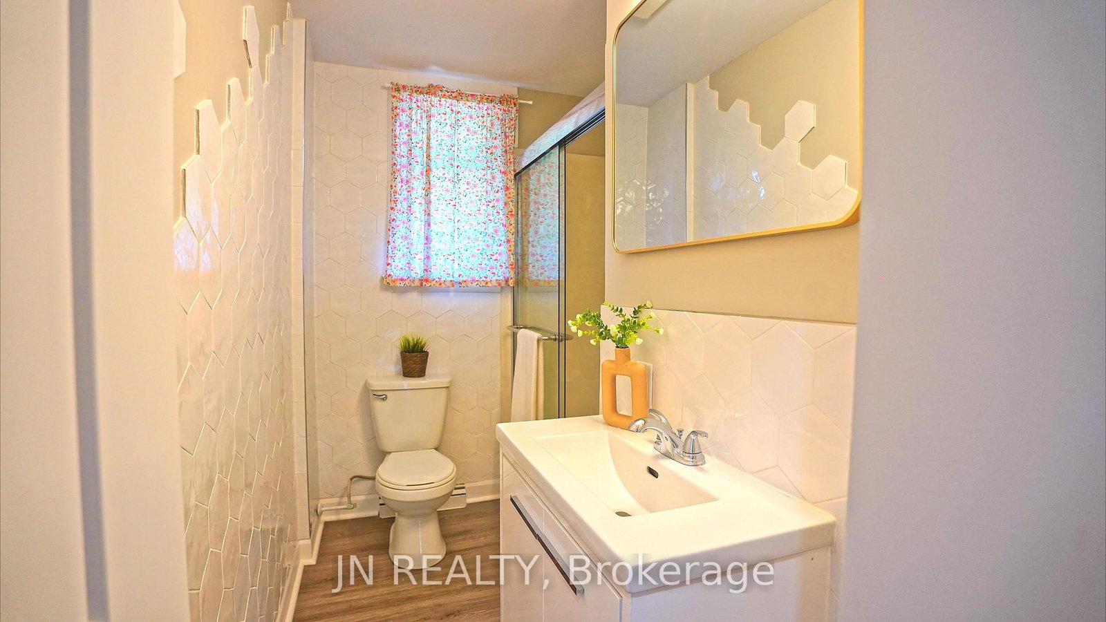1100 Bruce Street • Sarnia, ON photo 15
