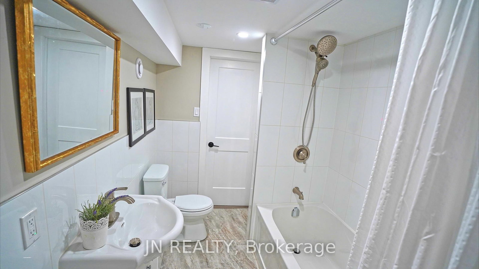 1100 Bruce Street • Sarnia, ON photo 22