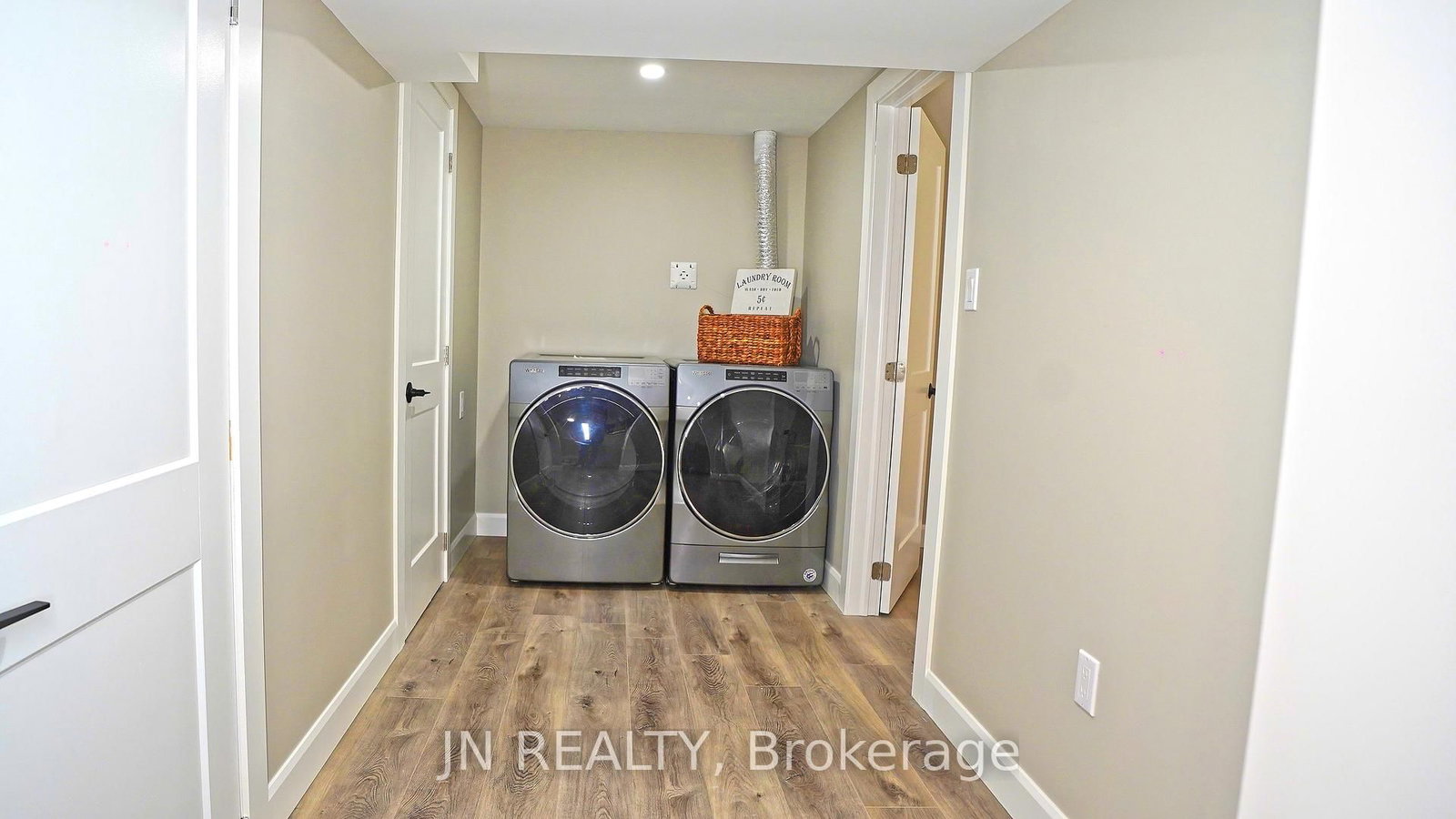 1100 Bruce Street • Sarnia, ON photo 27