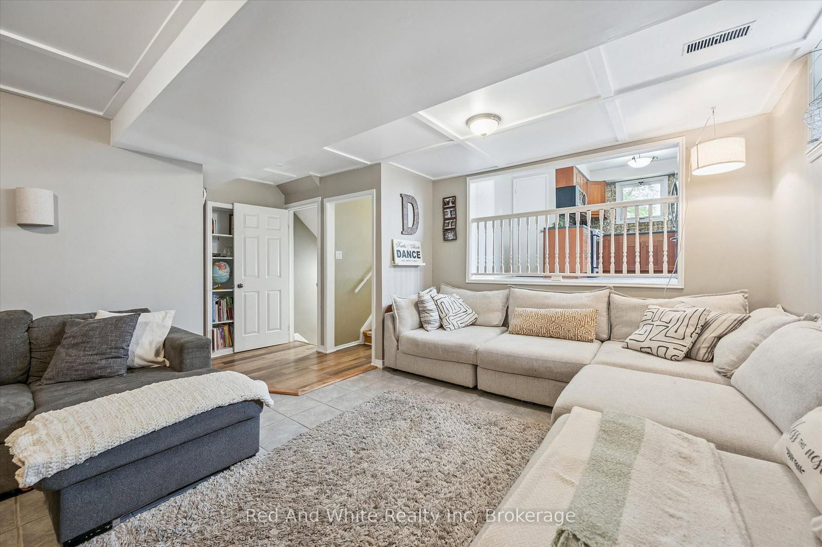 24 Byton Lane • Cambridge, ON photo 15