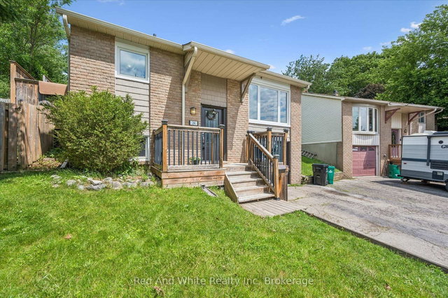 24 Byton Lane