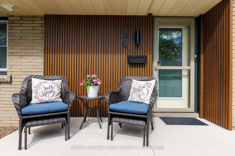 24 Munro Street