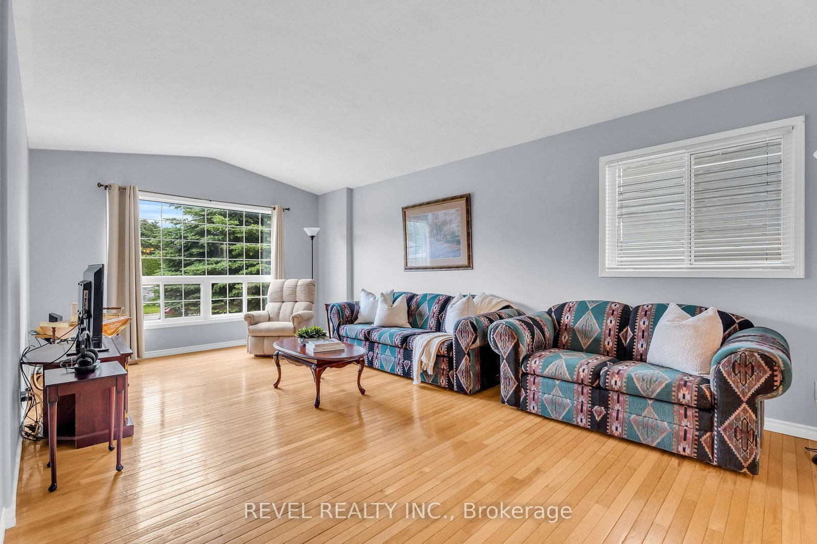 433 Greenwood Street • Shelburne, ON photo 6