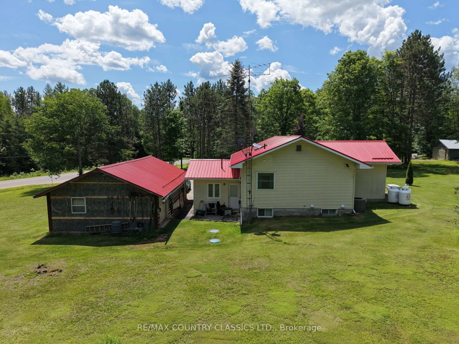 4379 Highway No. 523 Highway • South Algonquin, ON photo 5