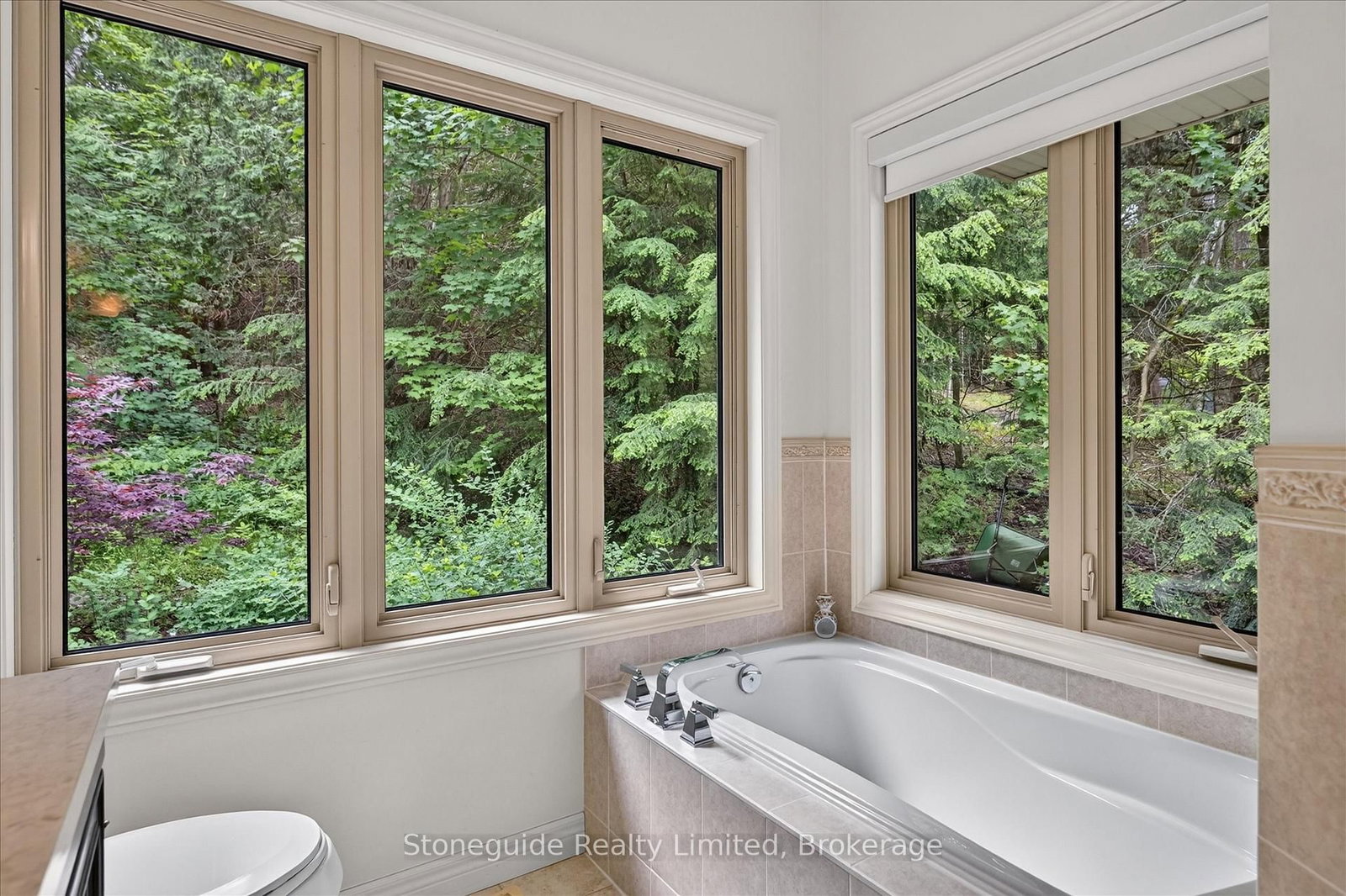 761 Cedarhurst Drive • Selwyn, ON photo 36