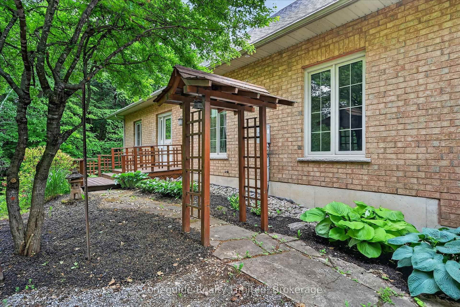 761 Cedarhurst Drive • Selwyn, ON photo 4
