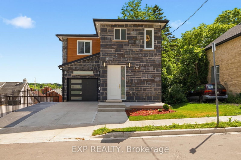 129 St George Street