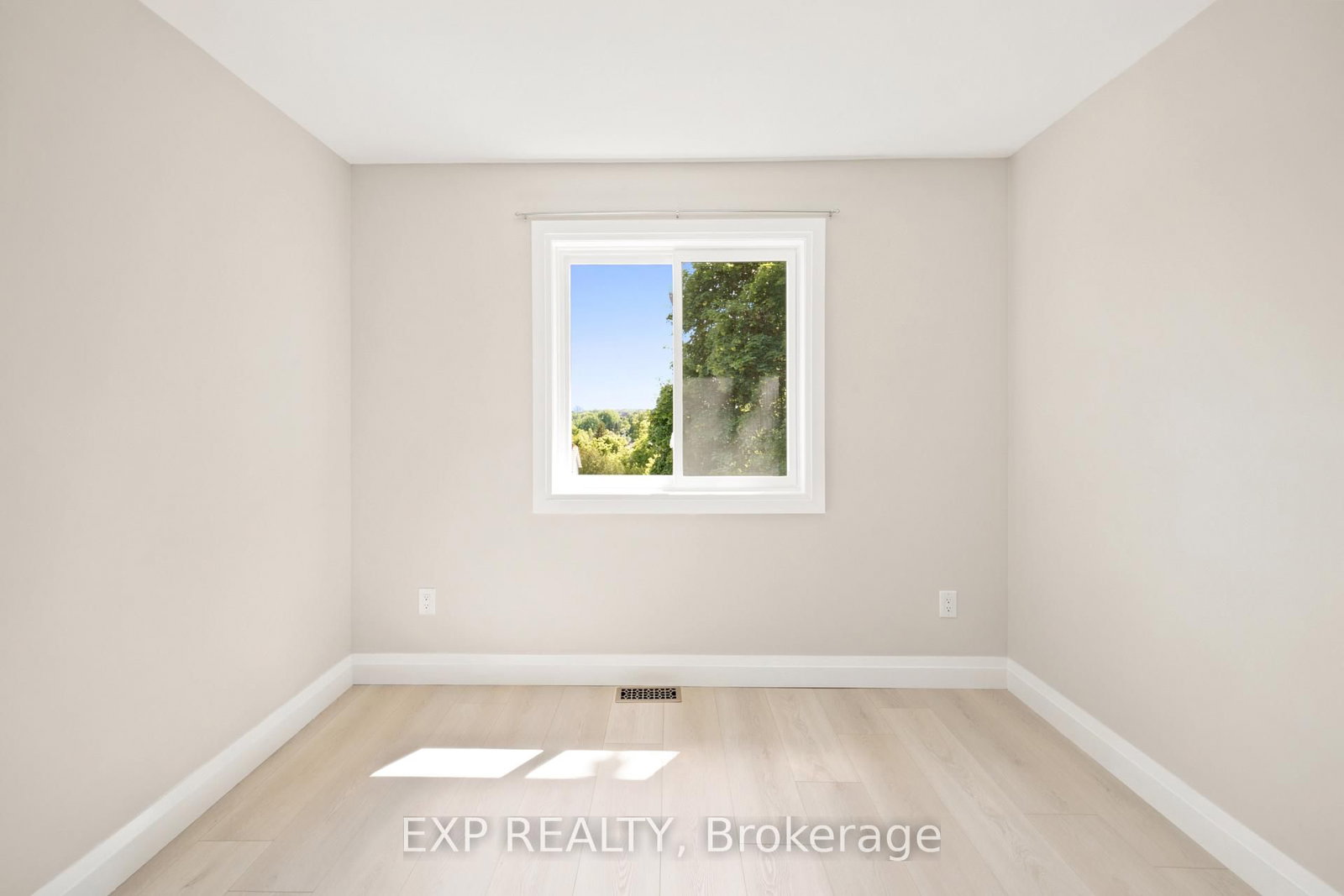 129 St George Street • Kitchener, ON photo 20