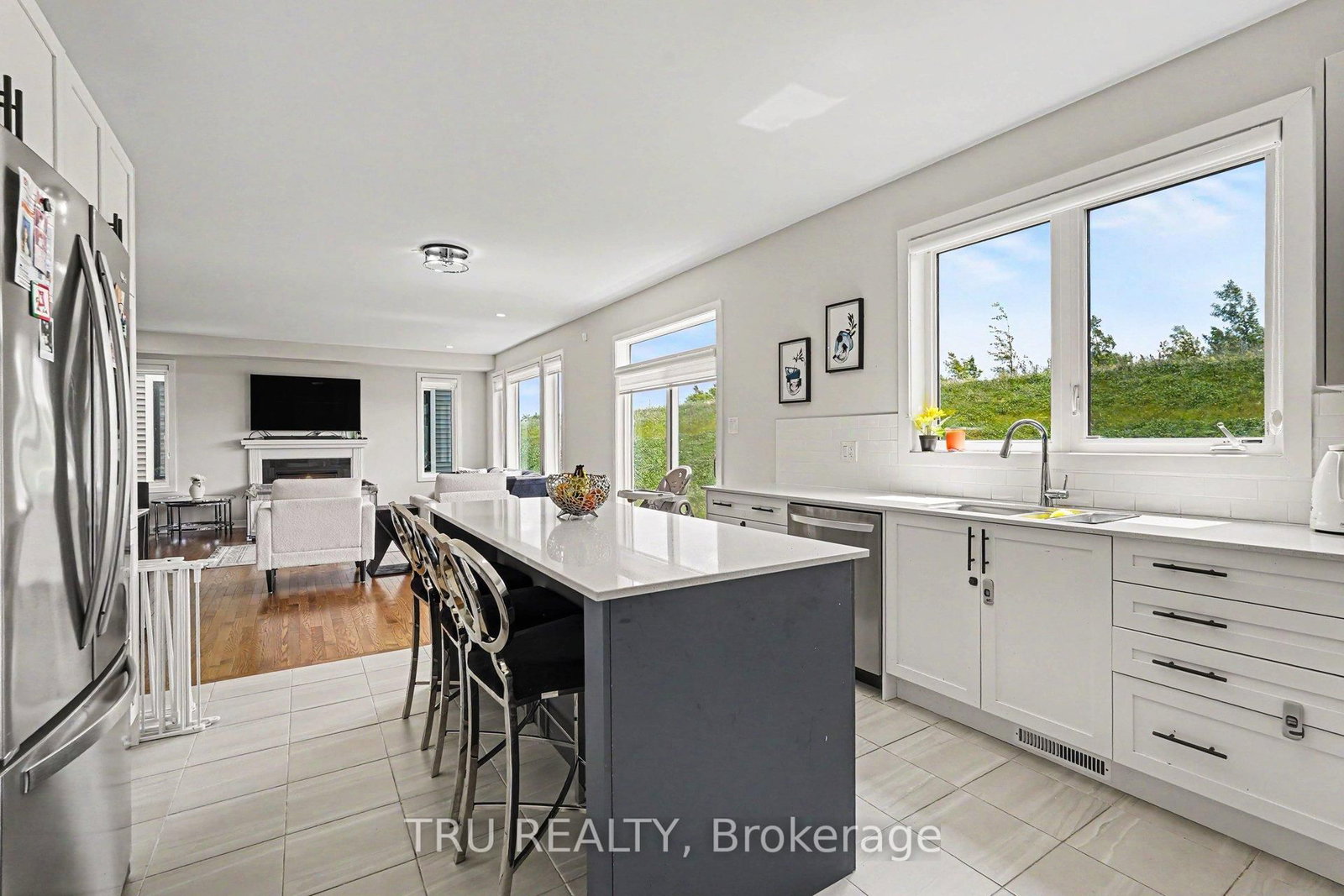 748 EMINENCE Street • Ottawa, ON photo 11