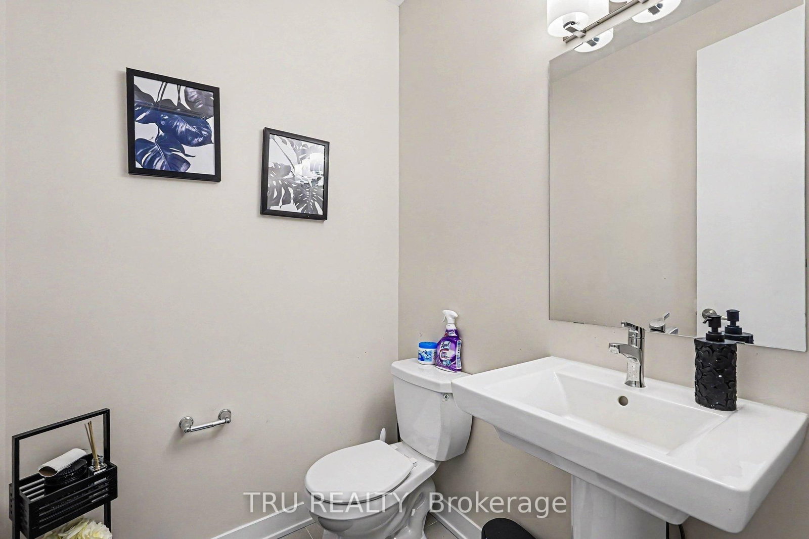 748 EMINENCE Street • Ottawa, ON photo 14